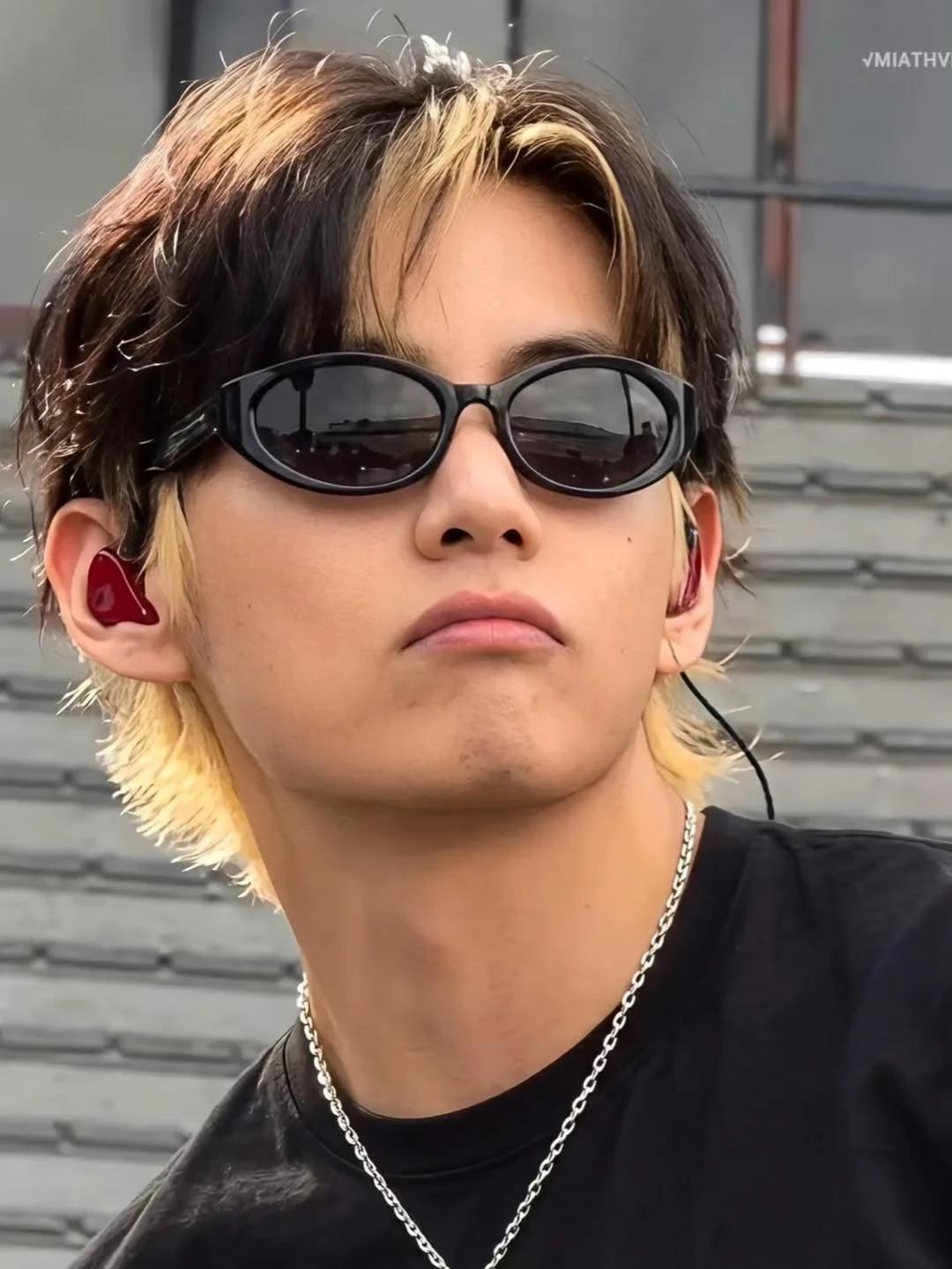 Taehyung-bl thumbnail