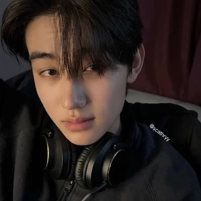 Eom Seonghyeon  thumbnail