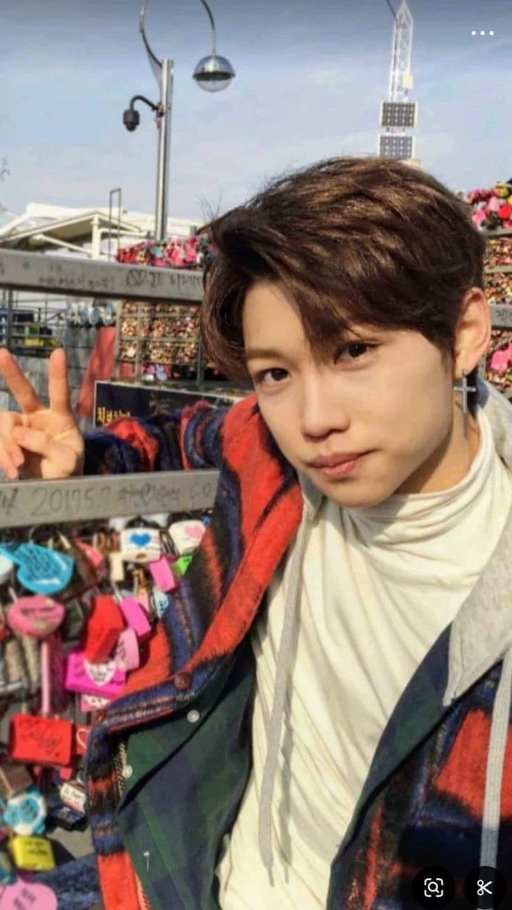 Felix  thumbnail