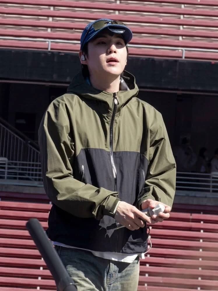 Yoongi (More than friends) thumbnail