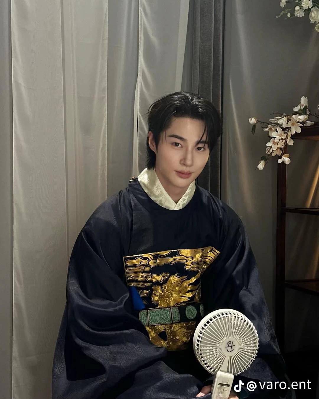 byeon woo-seok thumbnail