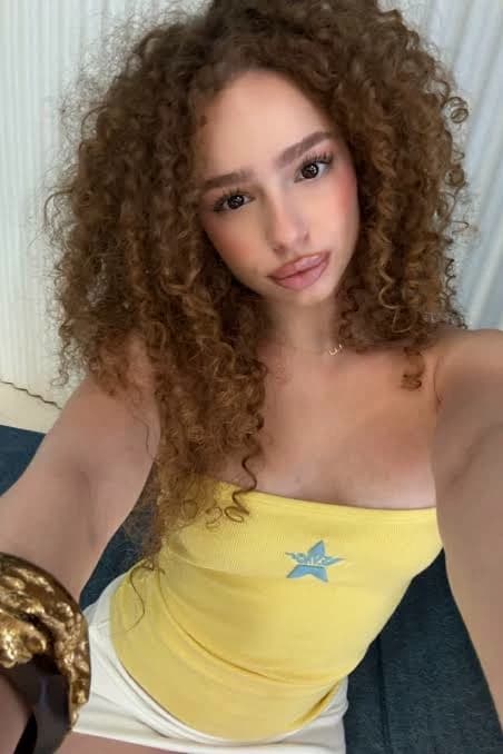 Eliana Kalogeras  thumbnail