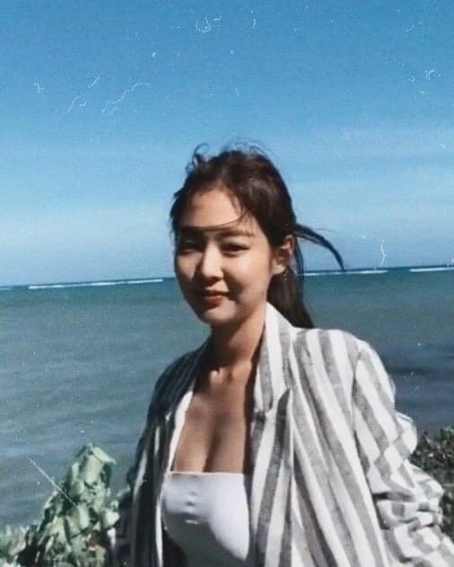 Jennie Kim thumbnail