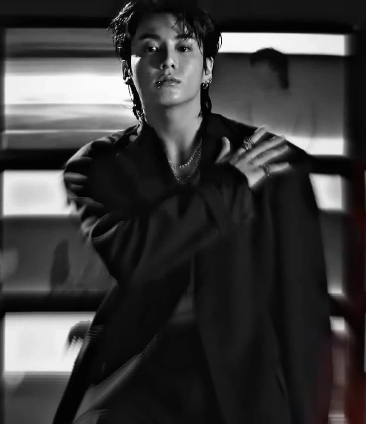 Jeon Jungkook Gay Daddy Mafia King Alpha Werewolf Stepfather thumbnail