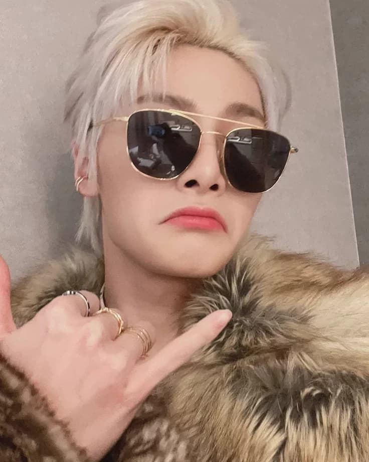 Chan and skz thumbnail