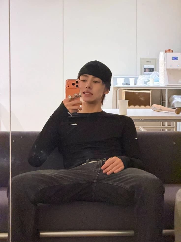 seonghyeon  thumbnail