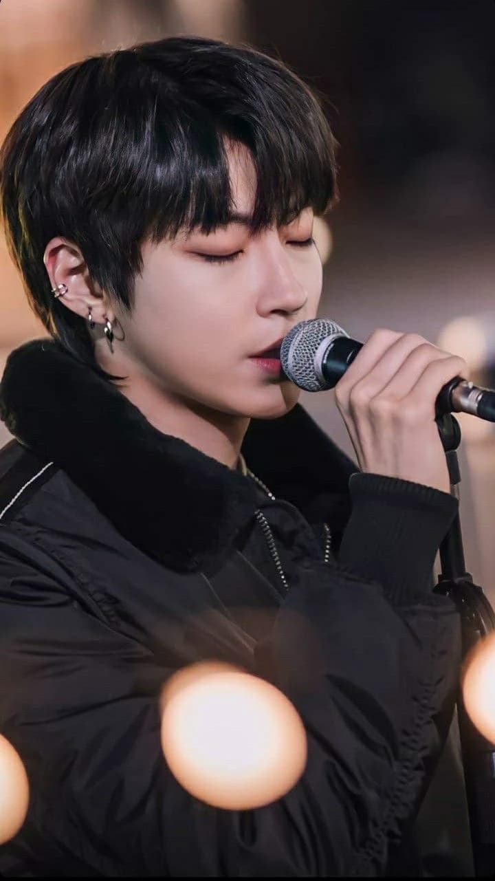 Hwang in yeop  thumbnail