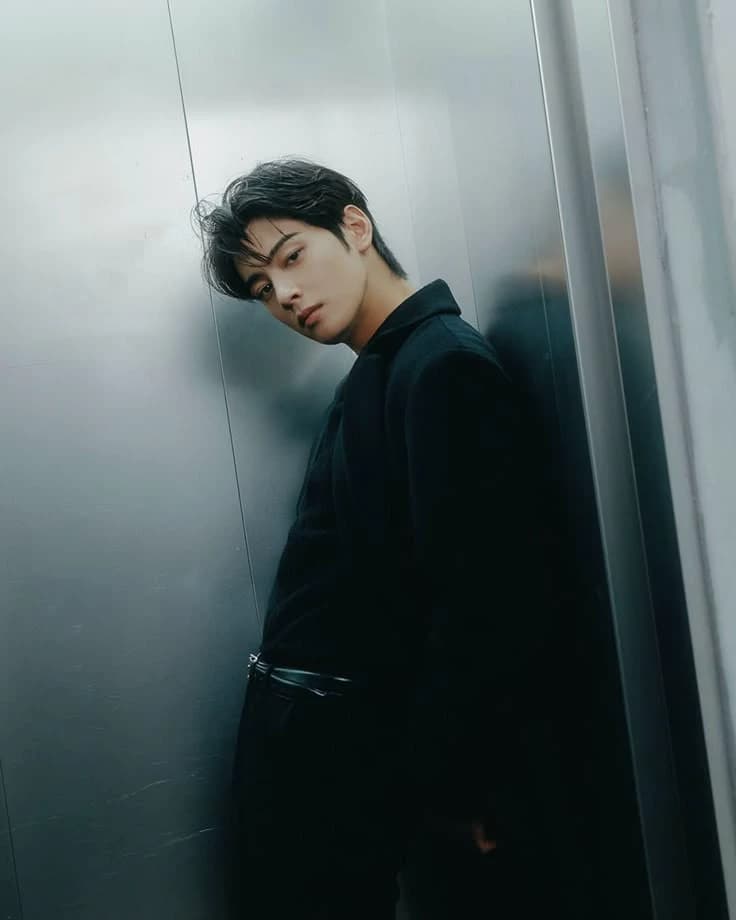 Eunwoo  thumbnail