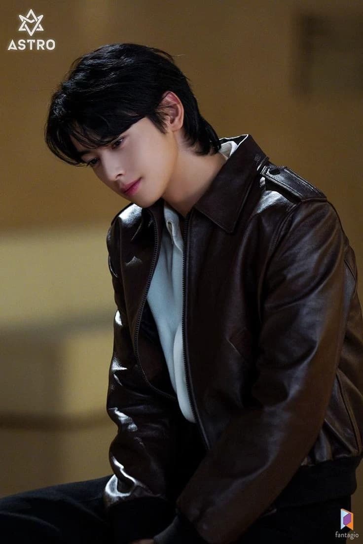 Eunwoo  thumbnail