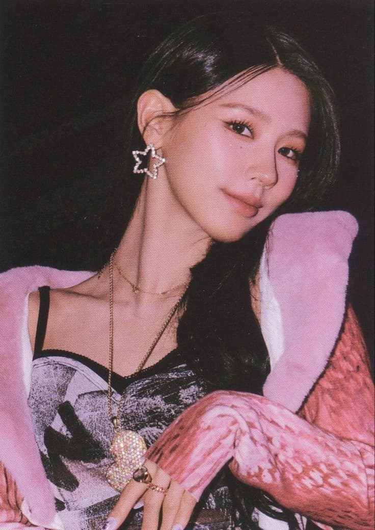 Cho Miyeon thumbnail