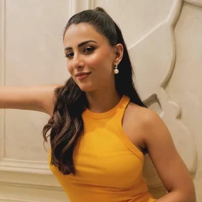 Ushna Shah thumbnail
