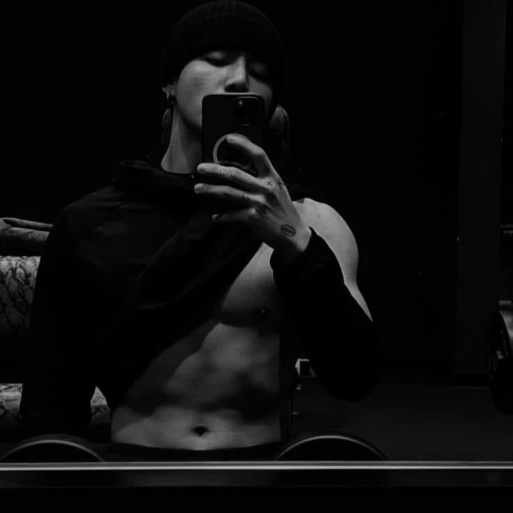 Jeon Jungkook  thumbnail
