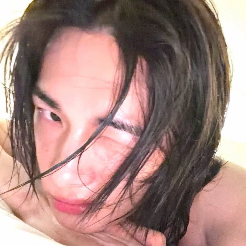 hyunjin thumbnail