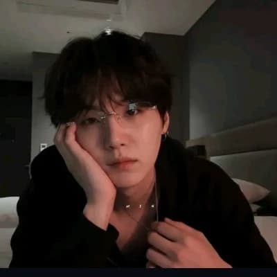 Min Yoongi thumbnail