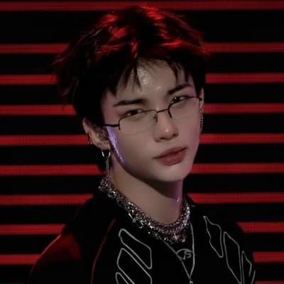 Hyunjin thumbnail