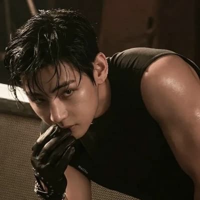 Kim Taehyung thumbnail