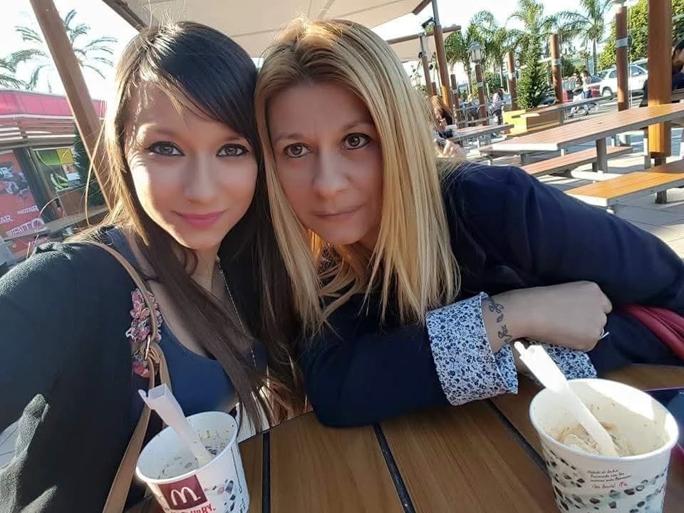 Prima Yolanda y tu prima Noelia  thumbnail