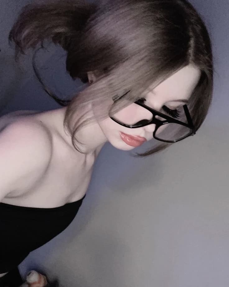 Карина  thumbnail