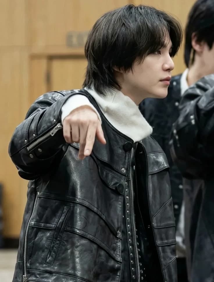 Yoongi  thumbnail