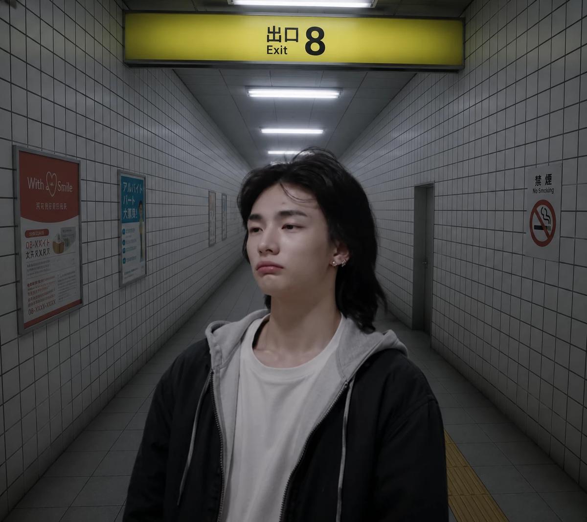 Hwang Hyunjin thumbnail