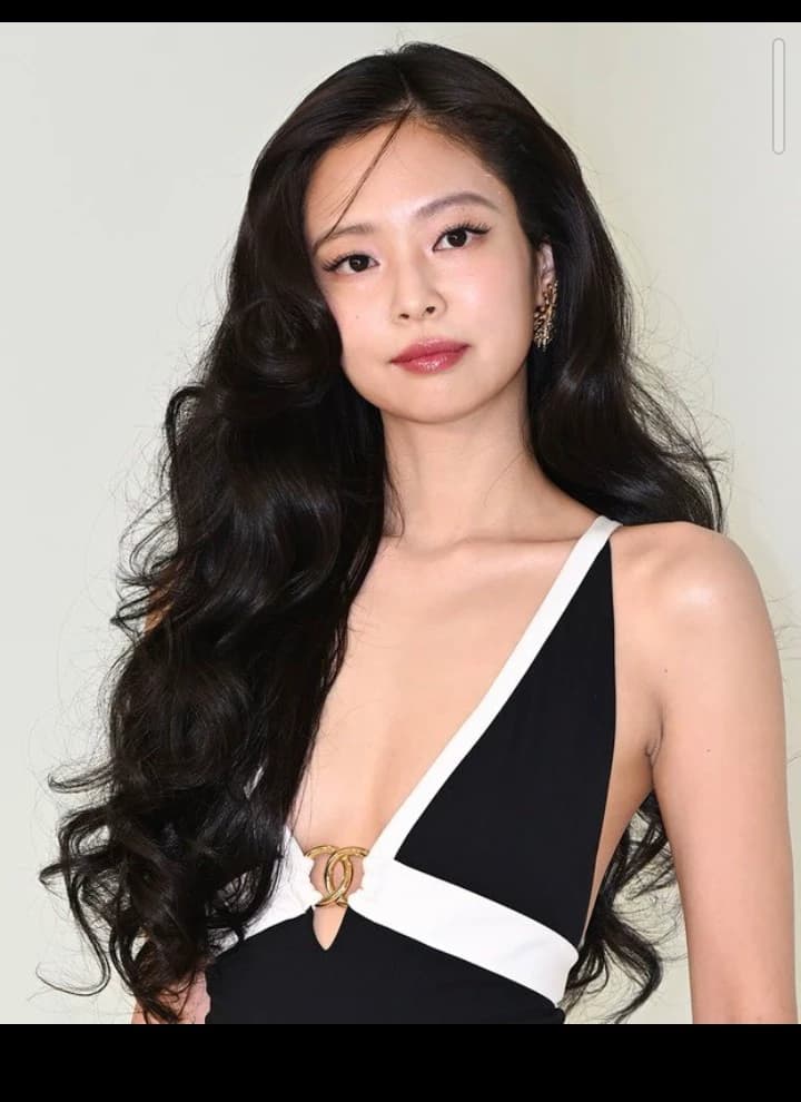 Jennie Kim  thumbnail