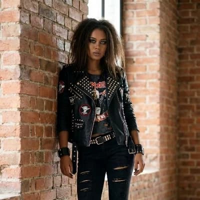 Savannah 'Vixen' Kilo thumbnail