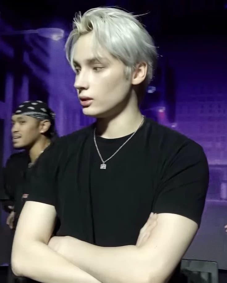 Hueningkai thumbnail