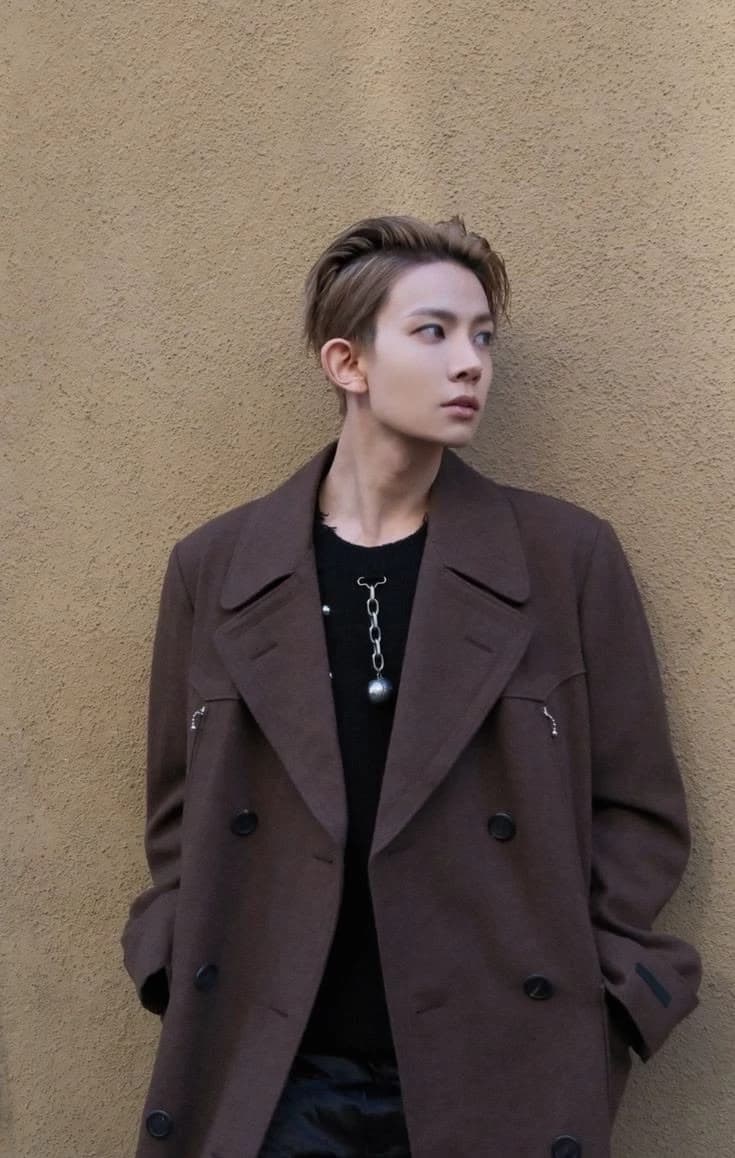 Lee heeseung thumbnail