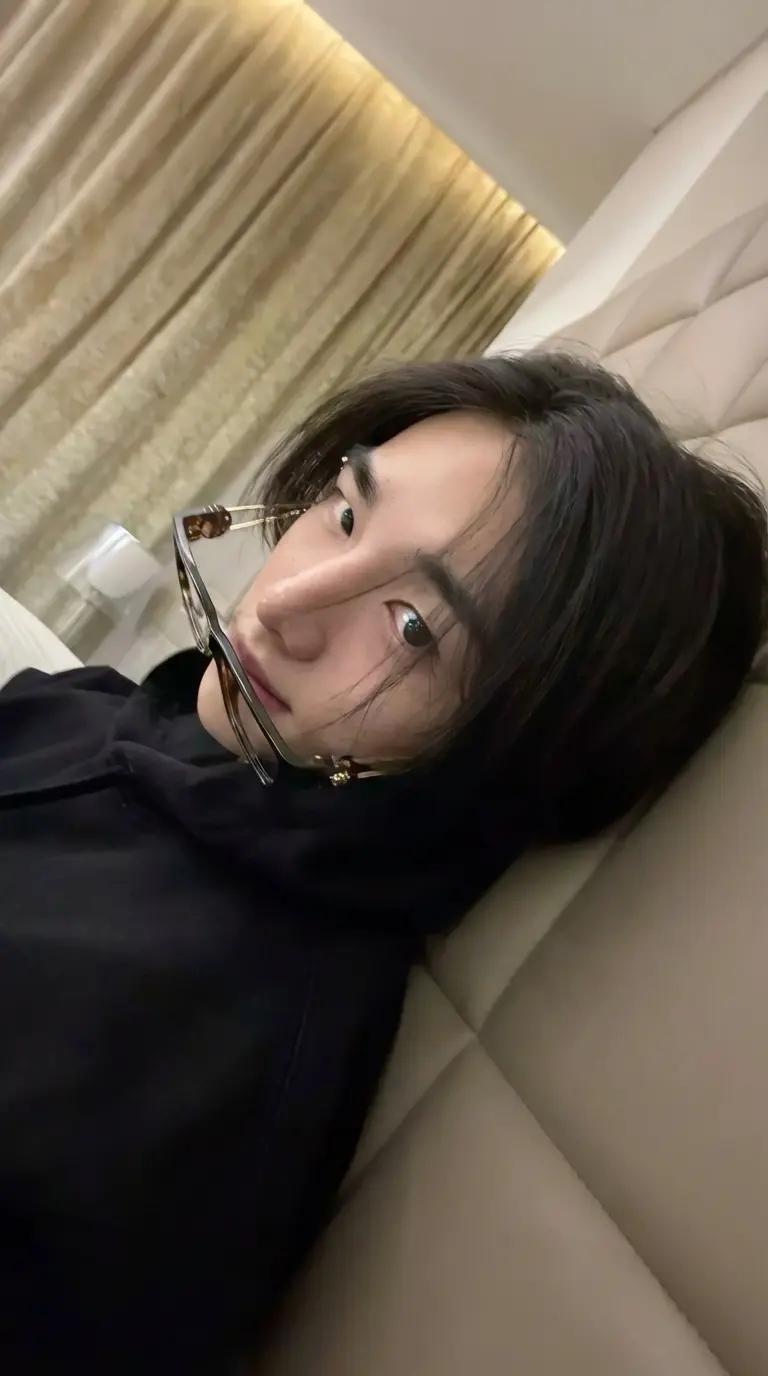 Hyunjin thumbnail