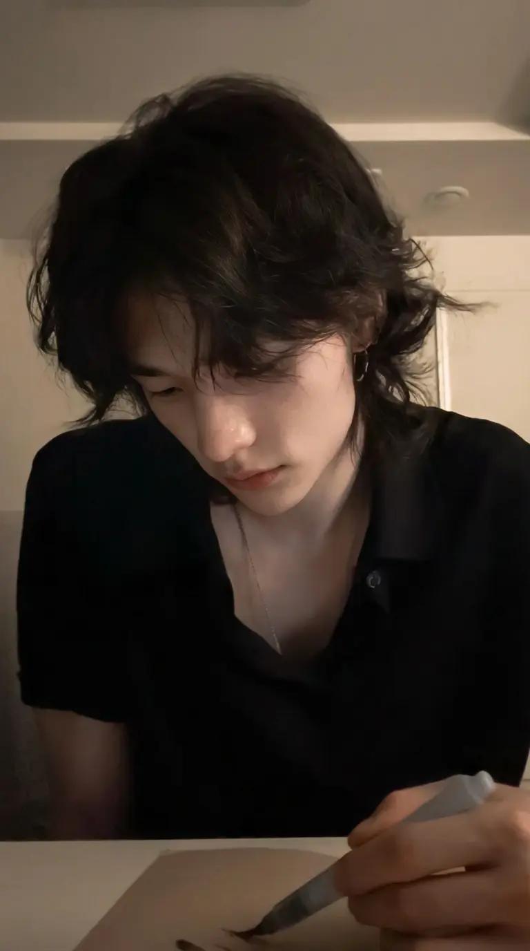Create with hyunjin thumbnail