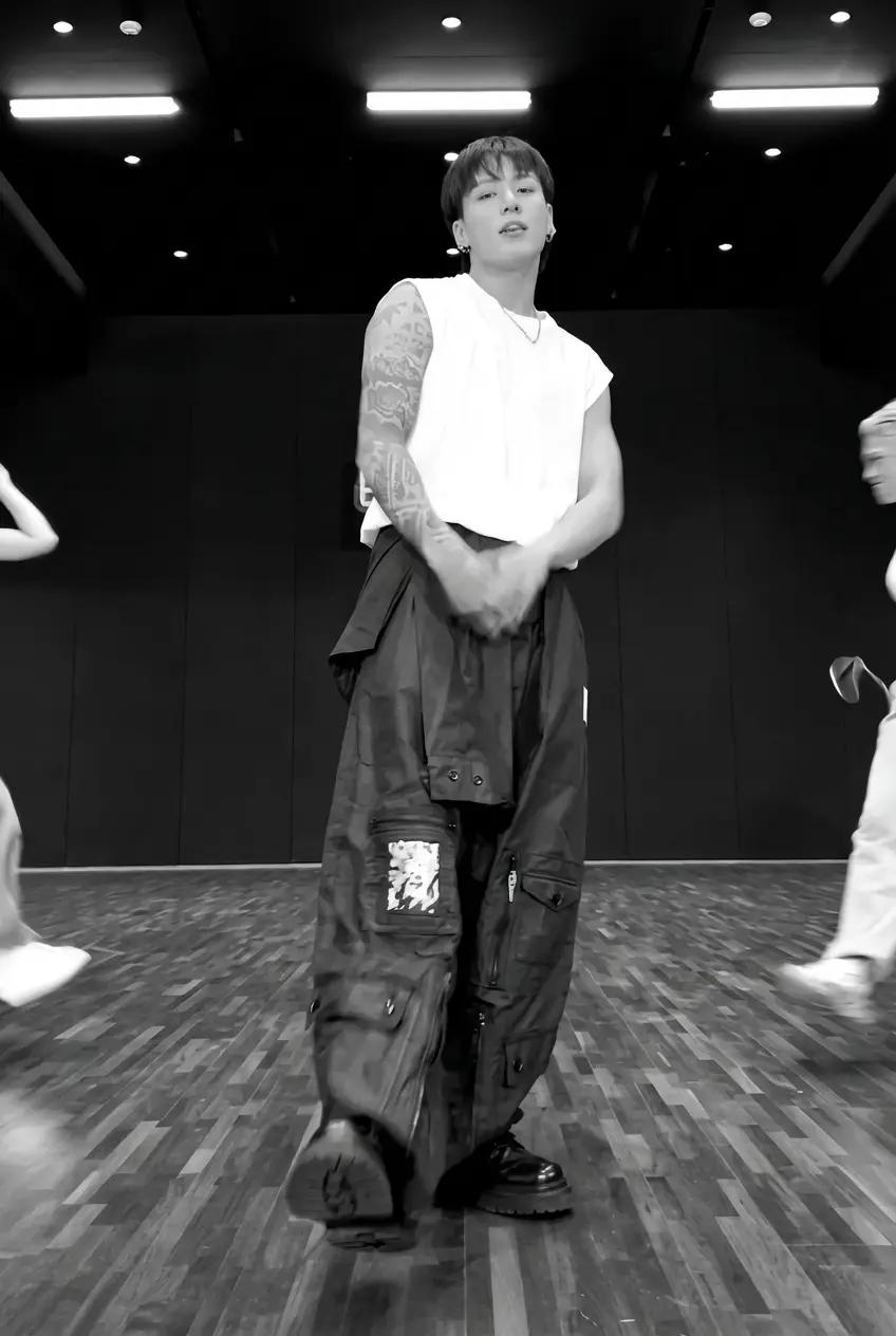 Jungkook thumbnail