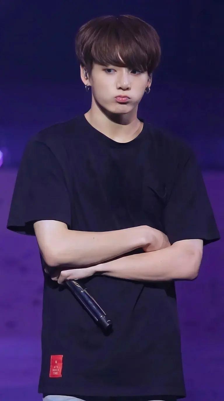 Junkook thumbnail