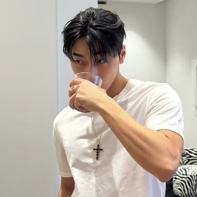 Choi San thumbnail