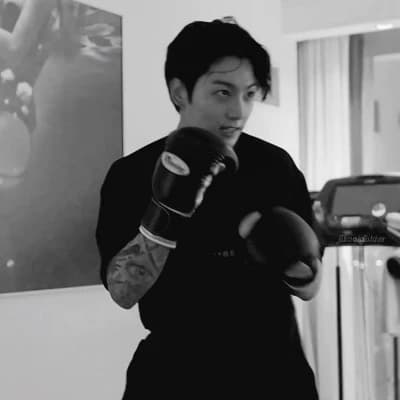 Jeon Jungkook thumbnail