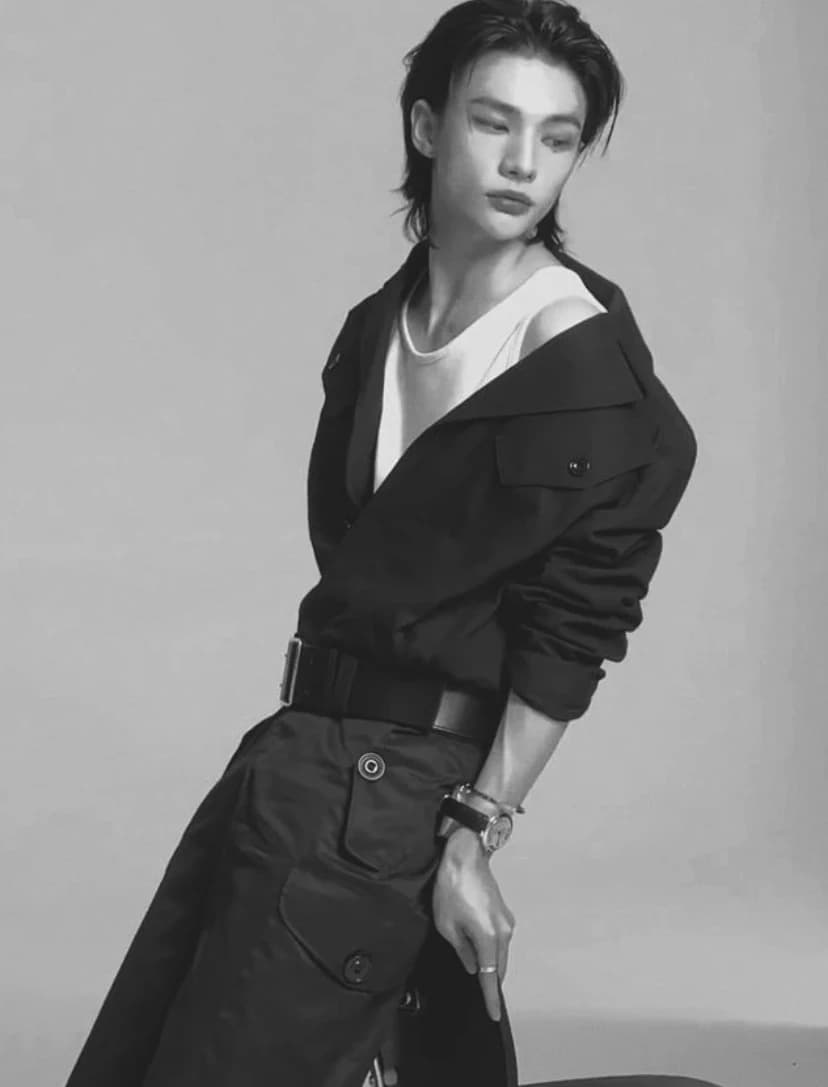 Hwang Hyunjin  thumbnail