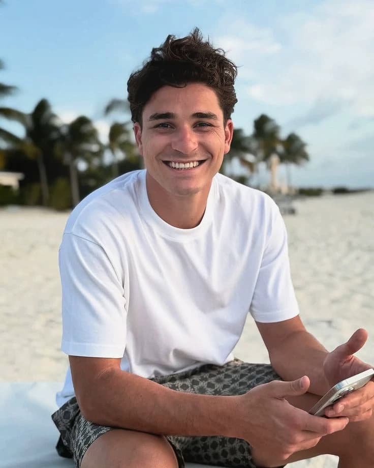 Julian Alvarez  thumbnail