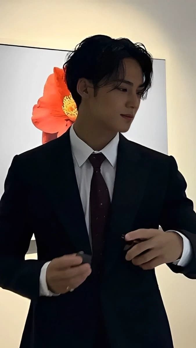 Mingyu thumbnail