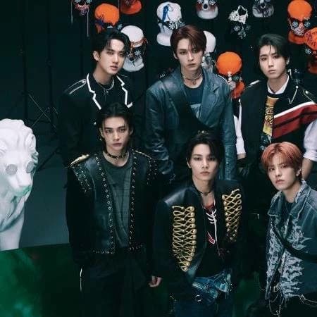 Straykids thumbnail