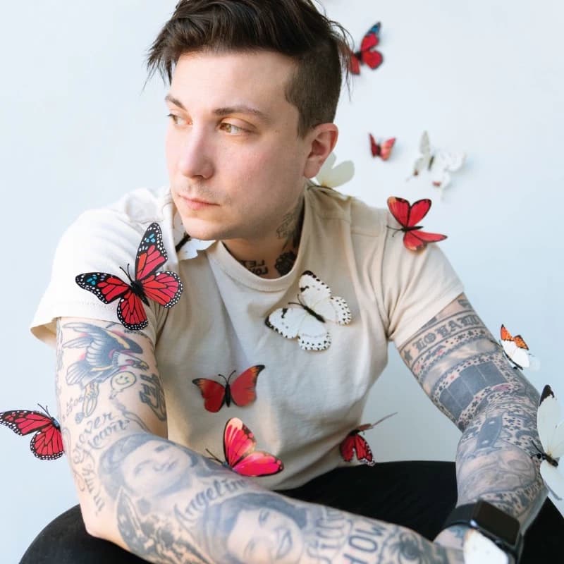 Frank Iero 🩶 thumbnail