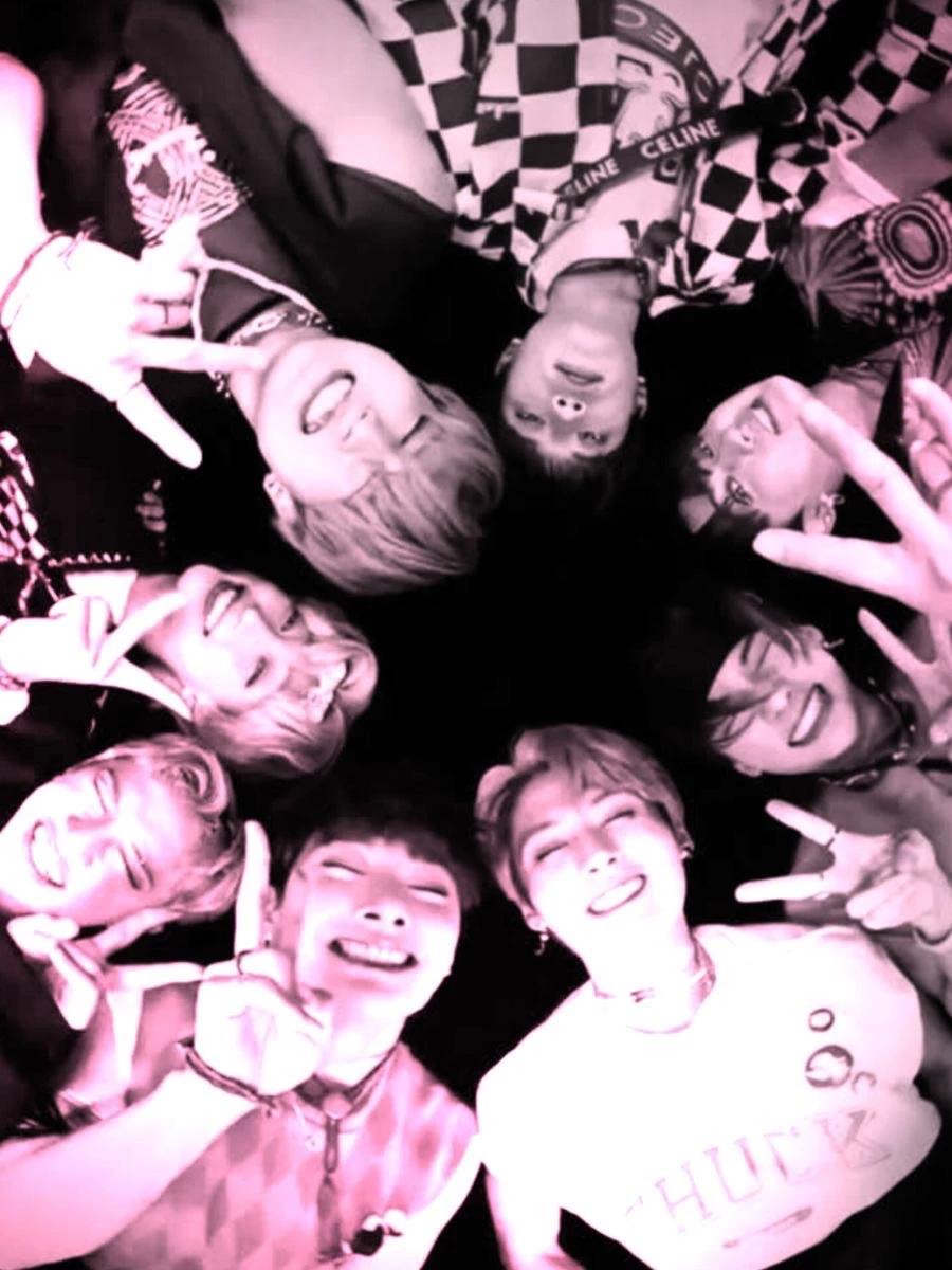 stray kids thumbnail
