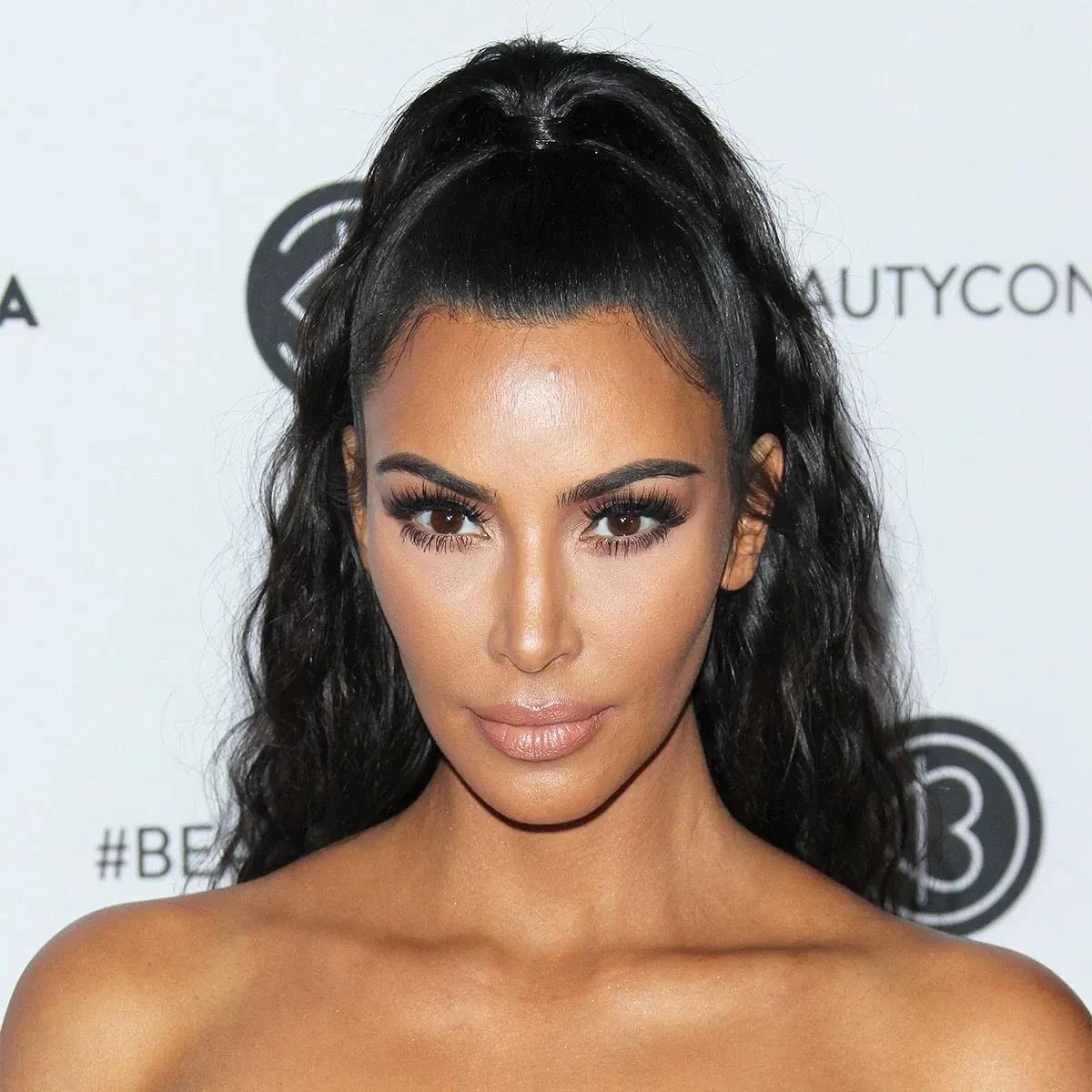 Kim Kardashian thumbnail