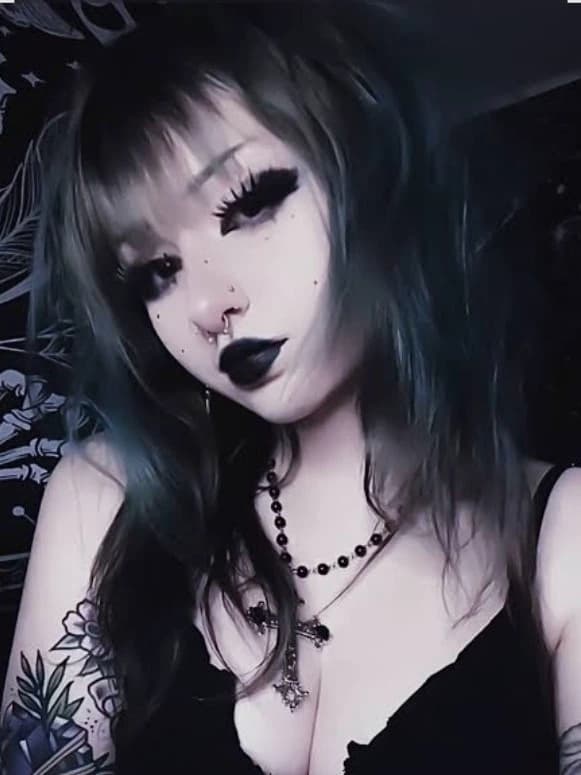 Wife thumbnail