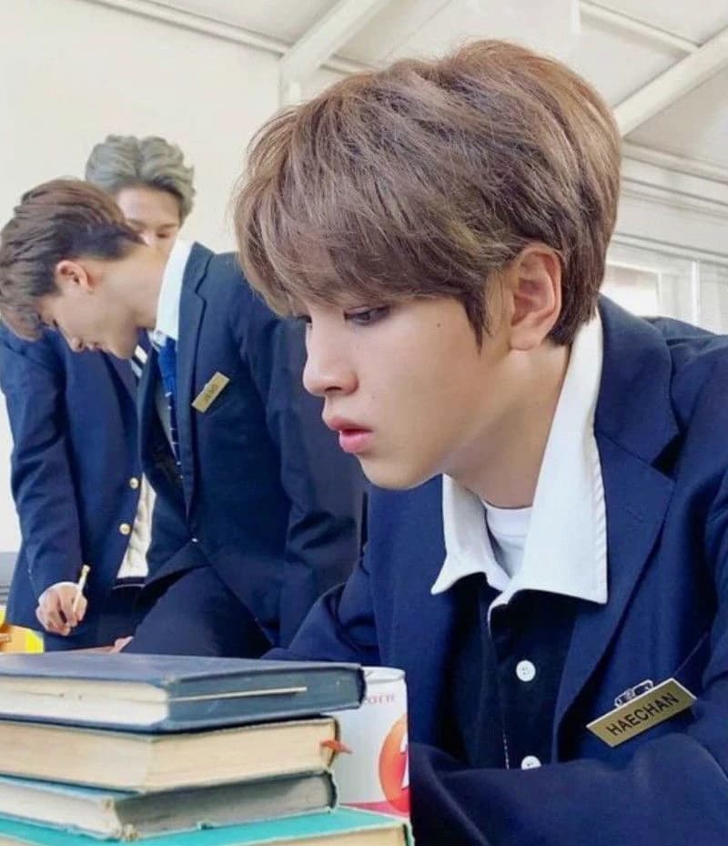 Lee Haechan  thumbnail