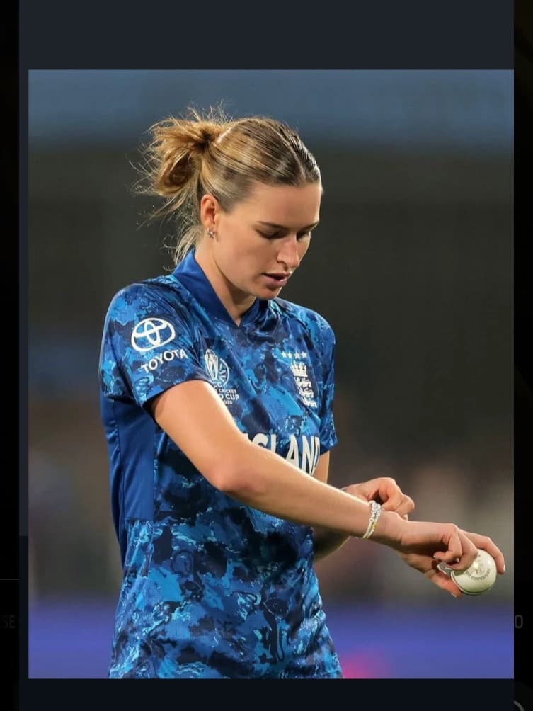 Lauren bell thumbnail