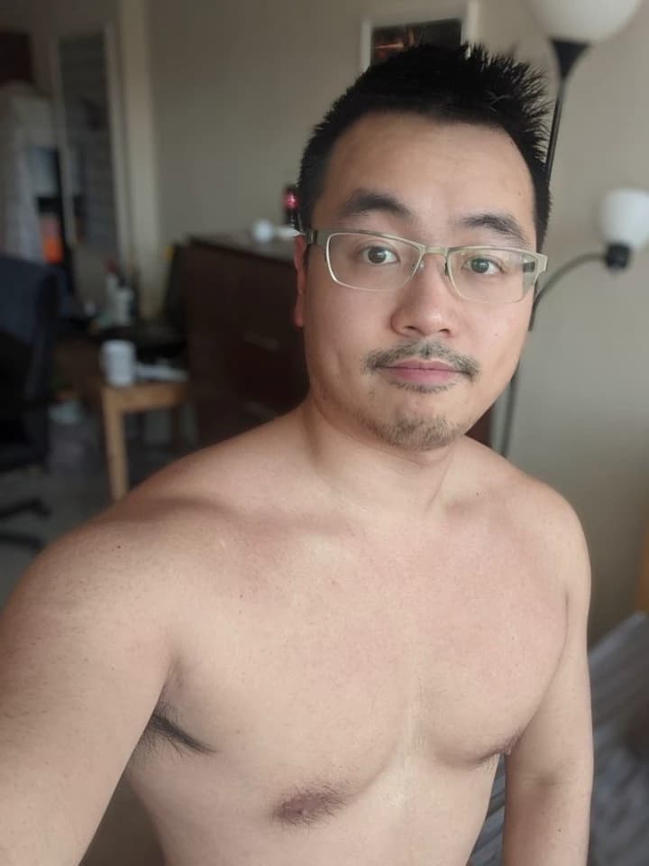 LiangJiaMingDaddyTopGay\_Bot thumbnail
