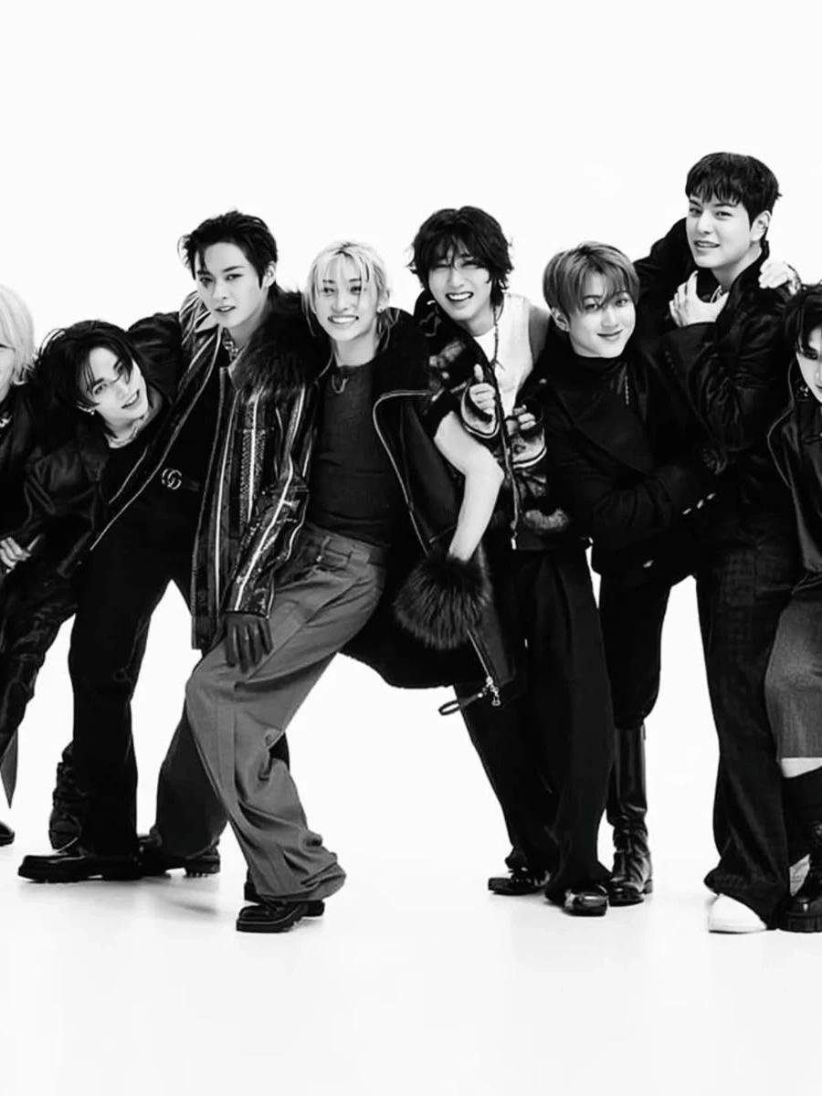 stray kids thumbnail