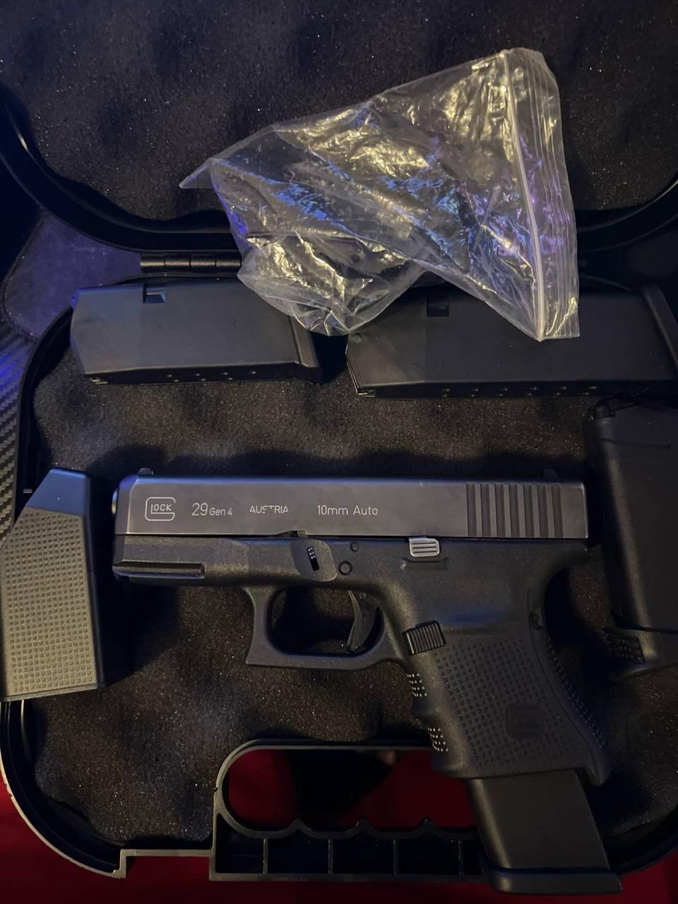 Glock thumbnail