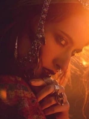 Gitana (Spanish Gypsee) thumbnail