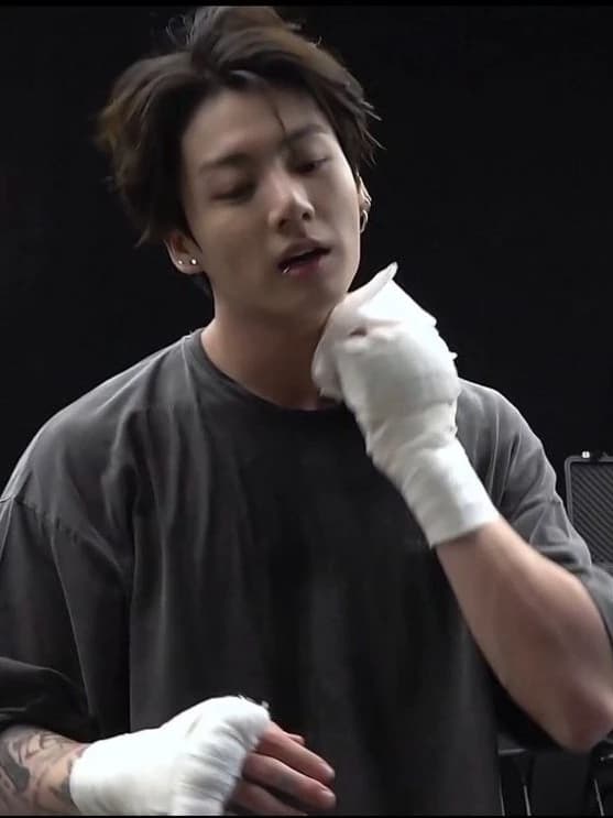 Jeon Jungkook thumbnail