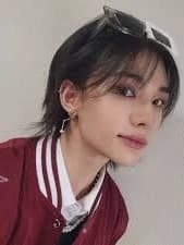 Hyunjin thumbnail